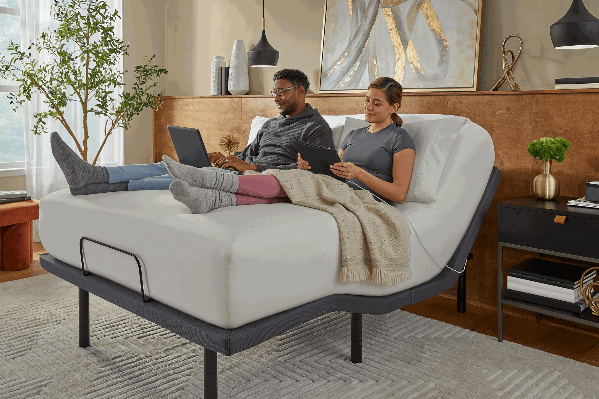 BaseLogic Platinum Adjustable Base Platform at Mr. Liquidator Mattress Outlet Chilliwack BC